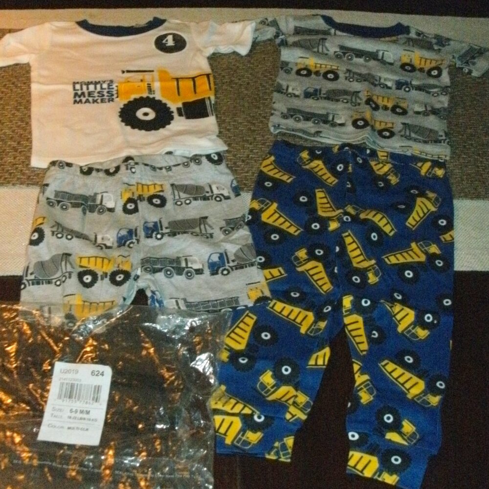 NWT Cute 4 Piece Construction Truck Print Pajama Set 2 Tops Shorts & Pants 6/9M